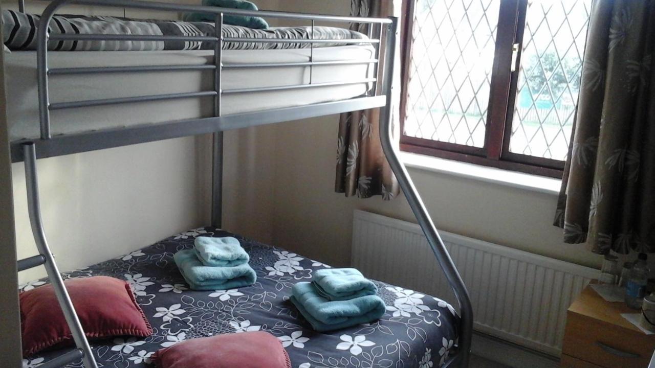 Elm House Accommodation Уисбек Экстерьер фото