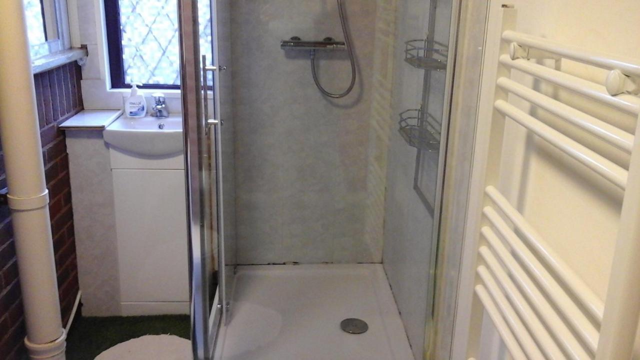 Elm House Accommodation Уисбек Экстерьер фото